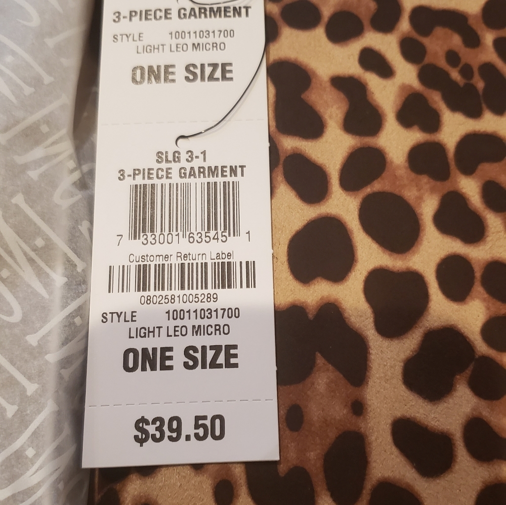 NWT 3-in-1 Wallet Clutch. - Picture 4 of 7